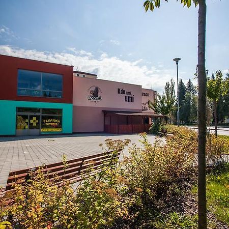 Hotel Alfa Тршебич Экстерьер фото