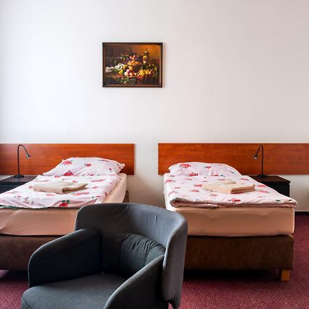 Hotel Alfa Тршебич Экстерьер фото