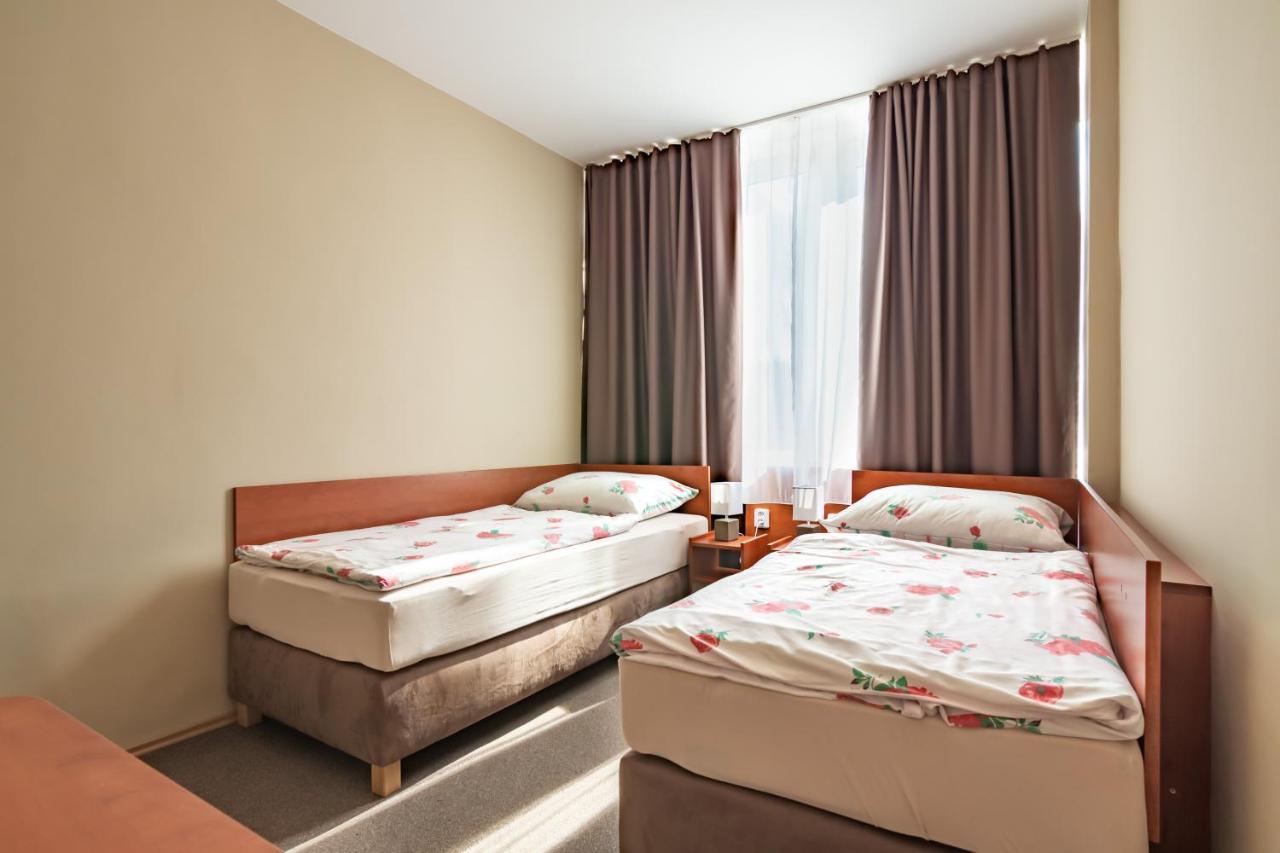 Hotel Alfa Тршебич Экстерьер фото